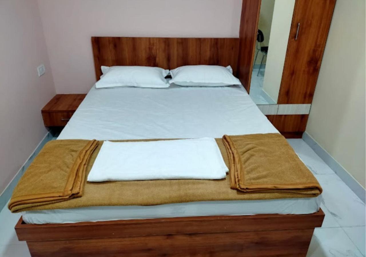 Mandara Comforts Hotel Bangalore Exterior photo